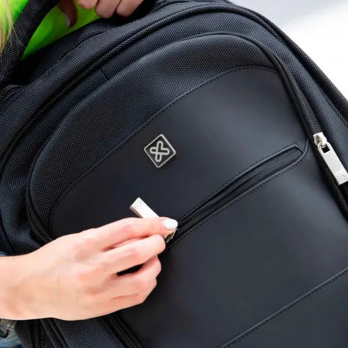 Mochila Para Laptop 15.6 Tundra Klip Xtreme Negro