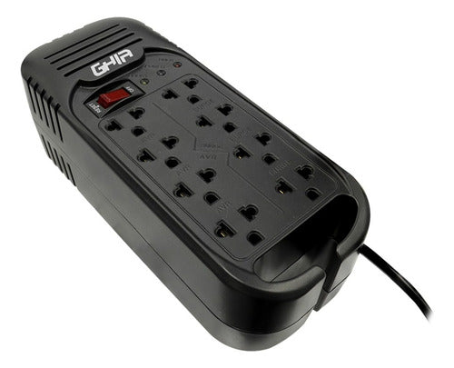 Regulador De Voltaje Ghia 8 Contactos A 1300 Va 600 Watts En Conjunto Color Negro Modelo Gvr-013