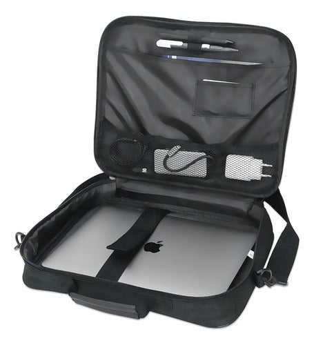 Maletín Para Laptop De 14.1 Manhattan 439985 Cambridge Color Negro