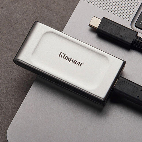 Ssd Externo Kingston Xs2000, 4tb, Usb C, Negro/plata