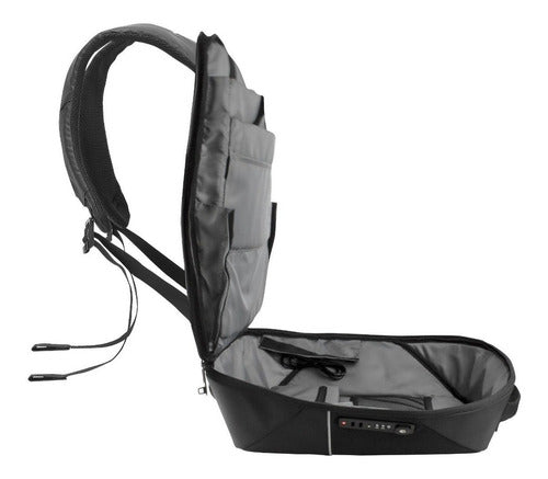 Vorago Mochila De Poliéster Bp-401 Para Laptop 15.6 , Negro